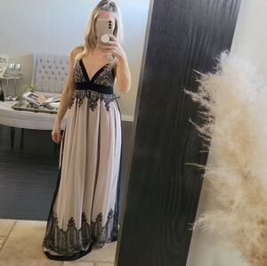Arden B- Maxi dress